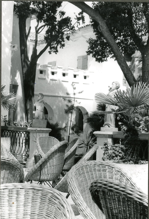 Image description